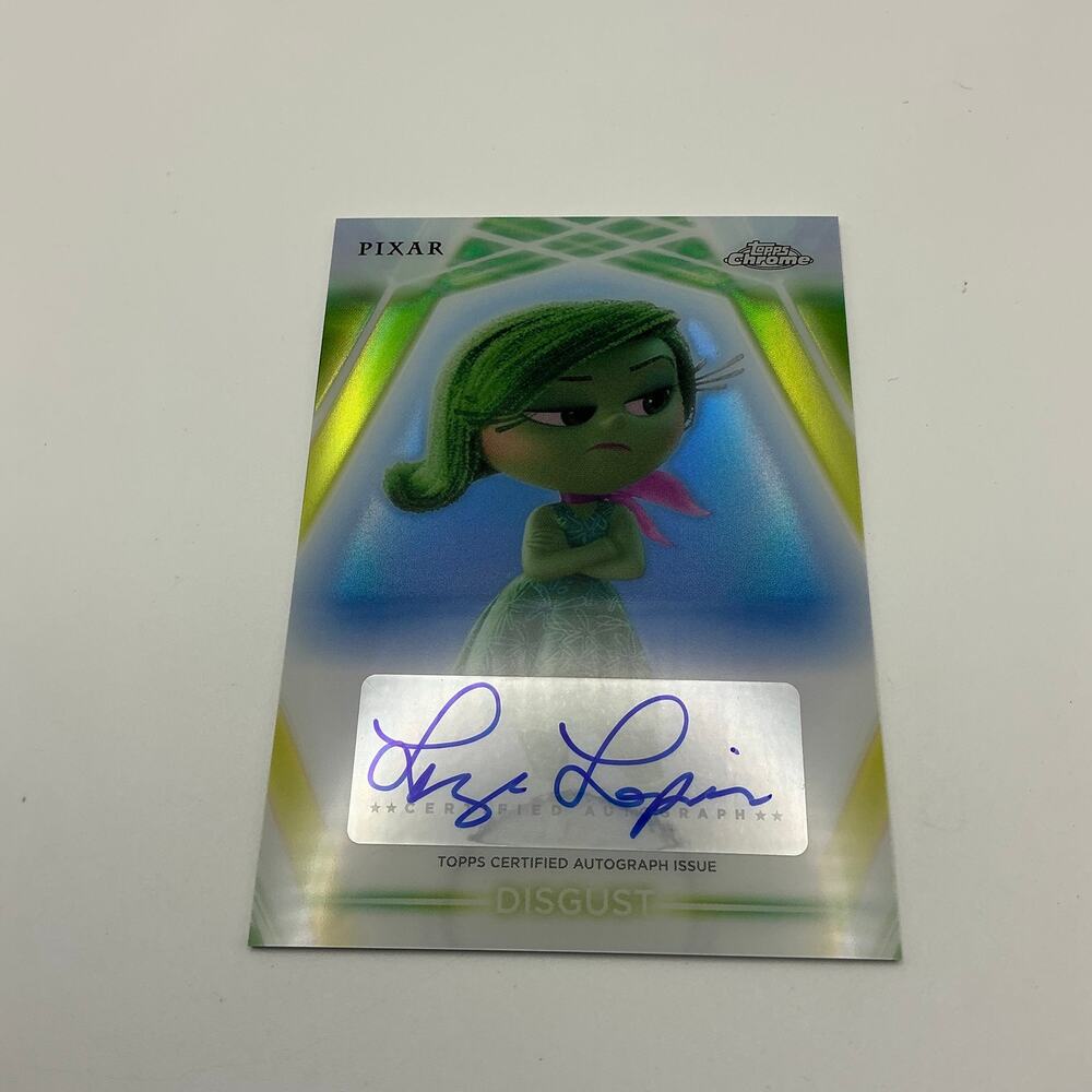 Topps Chrome Disney Disgust Neon Etch Auto Liza Lapira CNA-LL
